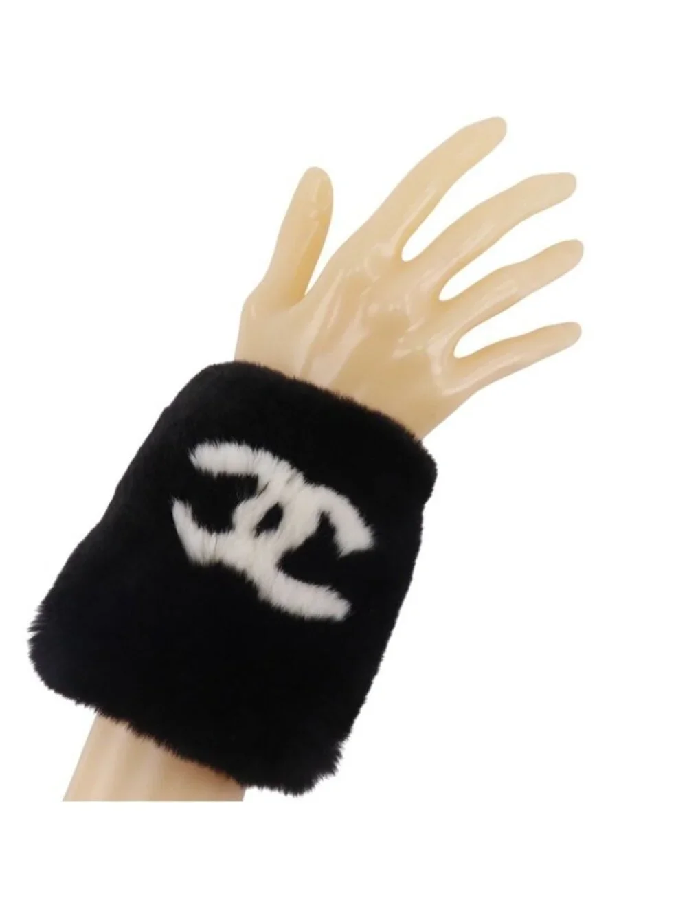 Chanel CC Logo Wristband Rabbit Fur Black Bracelet - Picture 2 of 6